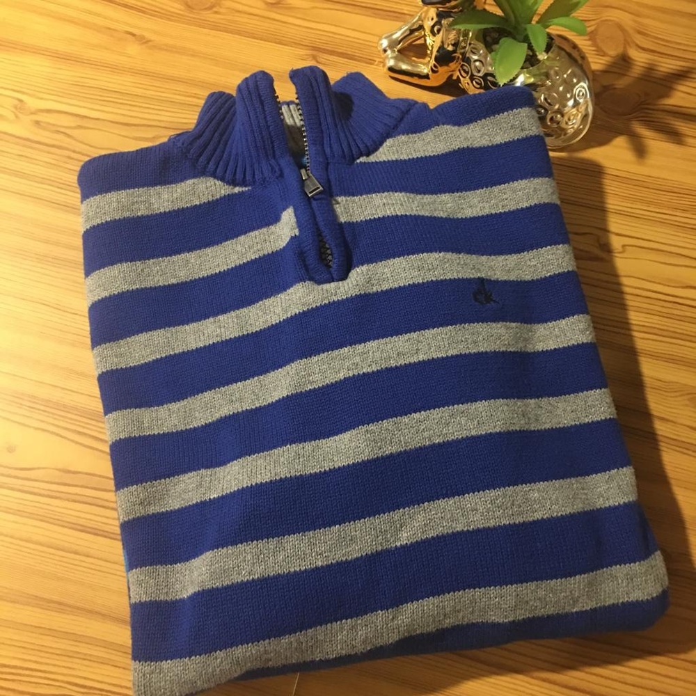 Calvin Klein Jeans kid’s sweater